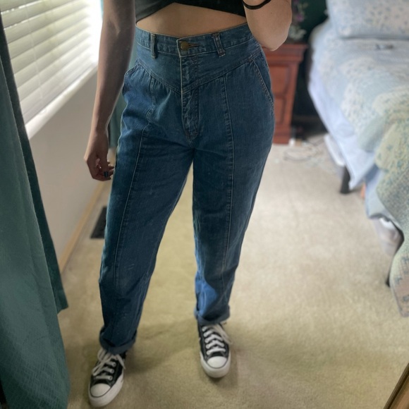 Vintage Levi's Soft Jeans - Picture 1 of 6